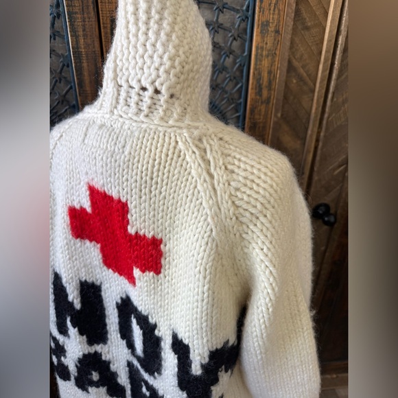 GOGO Snow Babe Cardigan Sweater - Picture 3 of 12